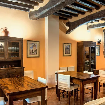 Sasso Rosso 3* Capodacqua