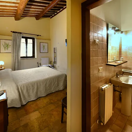 Sasso Rosso Otel Capodacqua (Assisi)