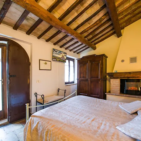 Sasso Rosso 3* Capodacqua (Assisi)
